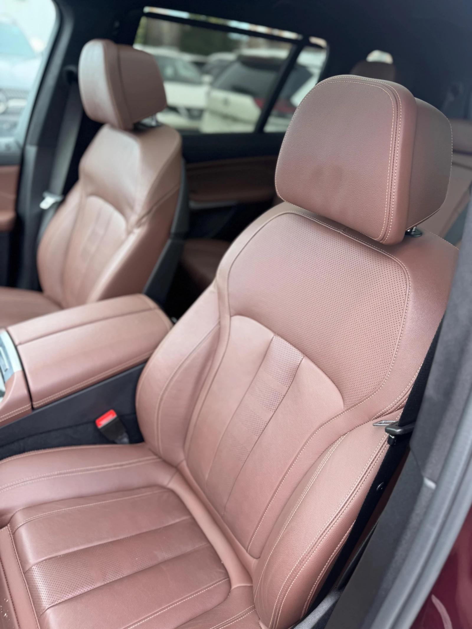 BMW X7 40i * * M ПАКЕТ * * CARFAX * * АВТО КРЕДИТ * * , снимка 12 - Автомобили и джипове - 54217994