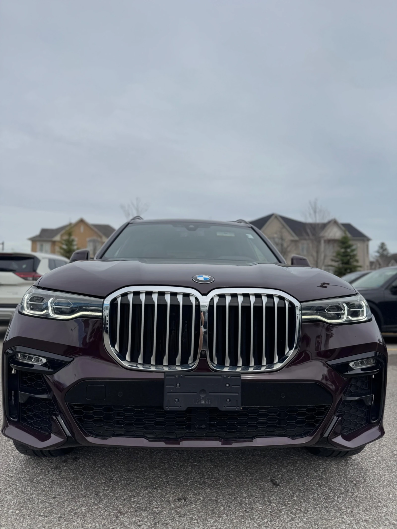 BMW X7 40i * * M ПАКЕТ * * CARFAX * * АВТО КРЕДИТ * * , снимка 2 - Автомобили и джипове - 54217994