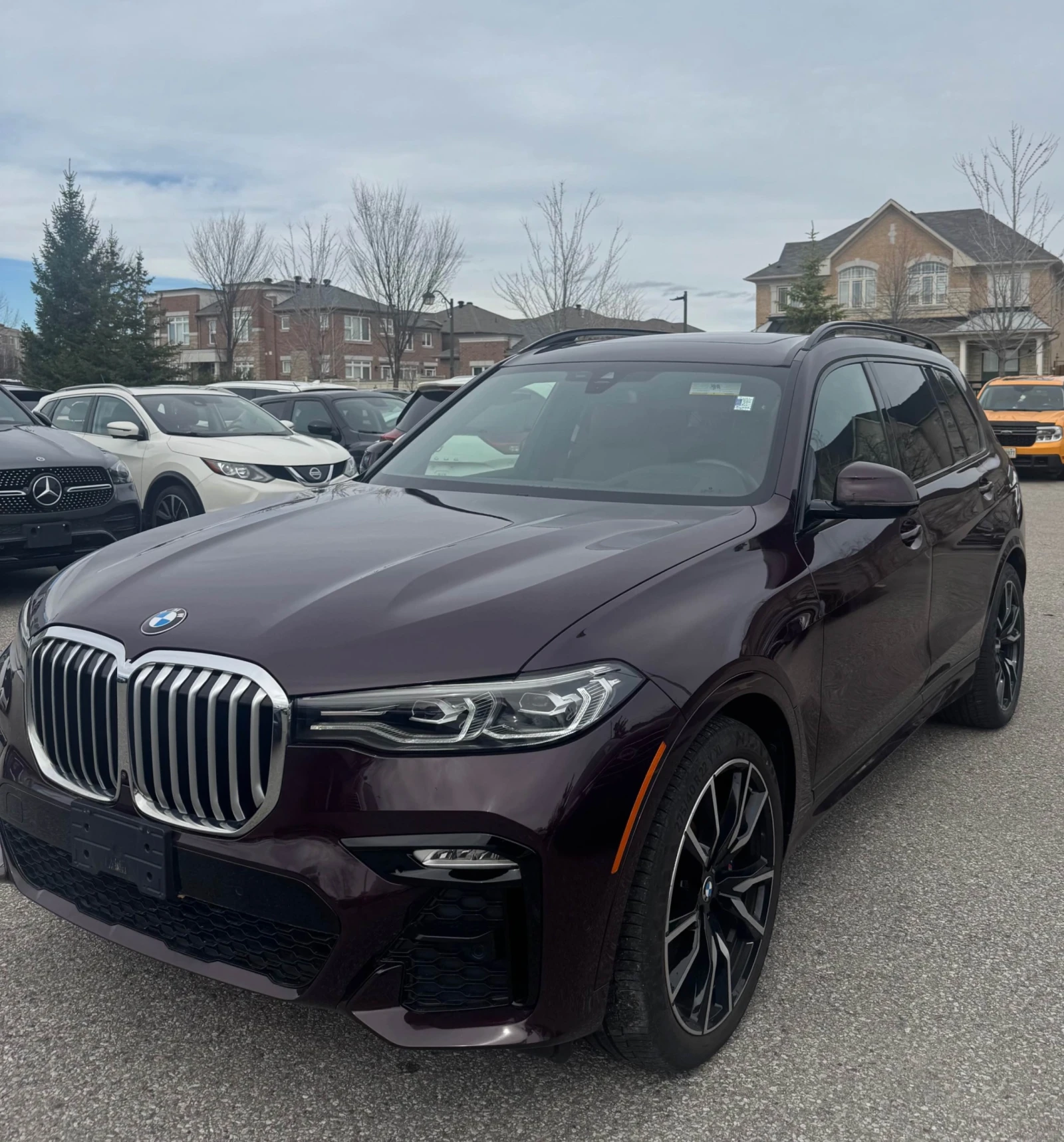 BMW X7 40i * * M ПАКЕТ * * CARFAX * * АВТО КРЕДИТ * * 