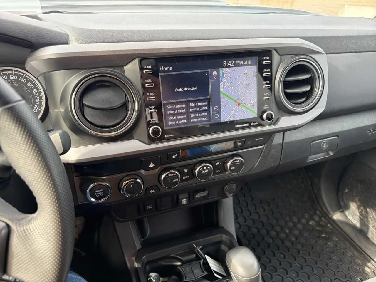 Toyota Tacoma * 4x4 Double Cab Auto* 2 КЛЮЧА* ПОДГРЕВ* KEYLESS* , снимка 9 - Автомобили и джипове - 54378859