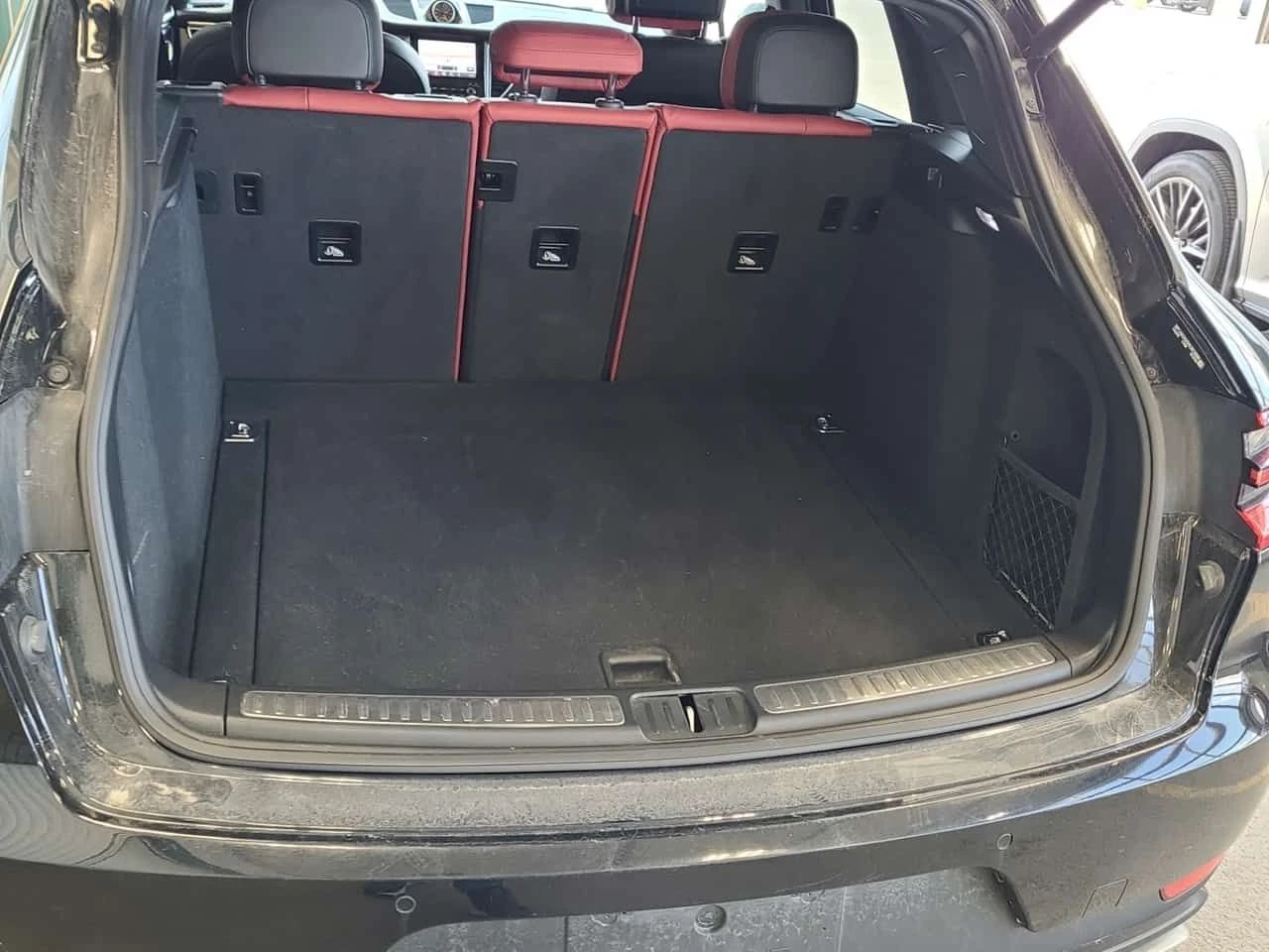 Porsche Macan * 95B * CARFAX * БЕЗ ПЪРВОНАЧАЛНА ВНОСКА, снимка 14 - Автомобили и джипове - 54668239