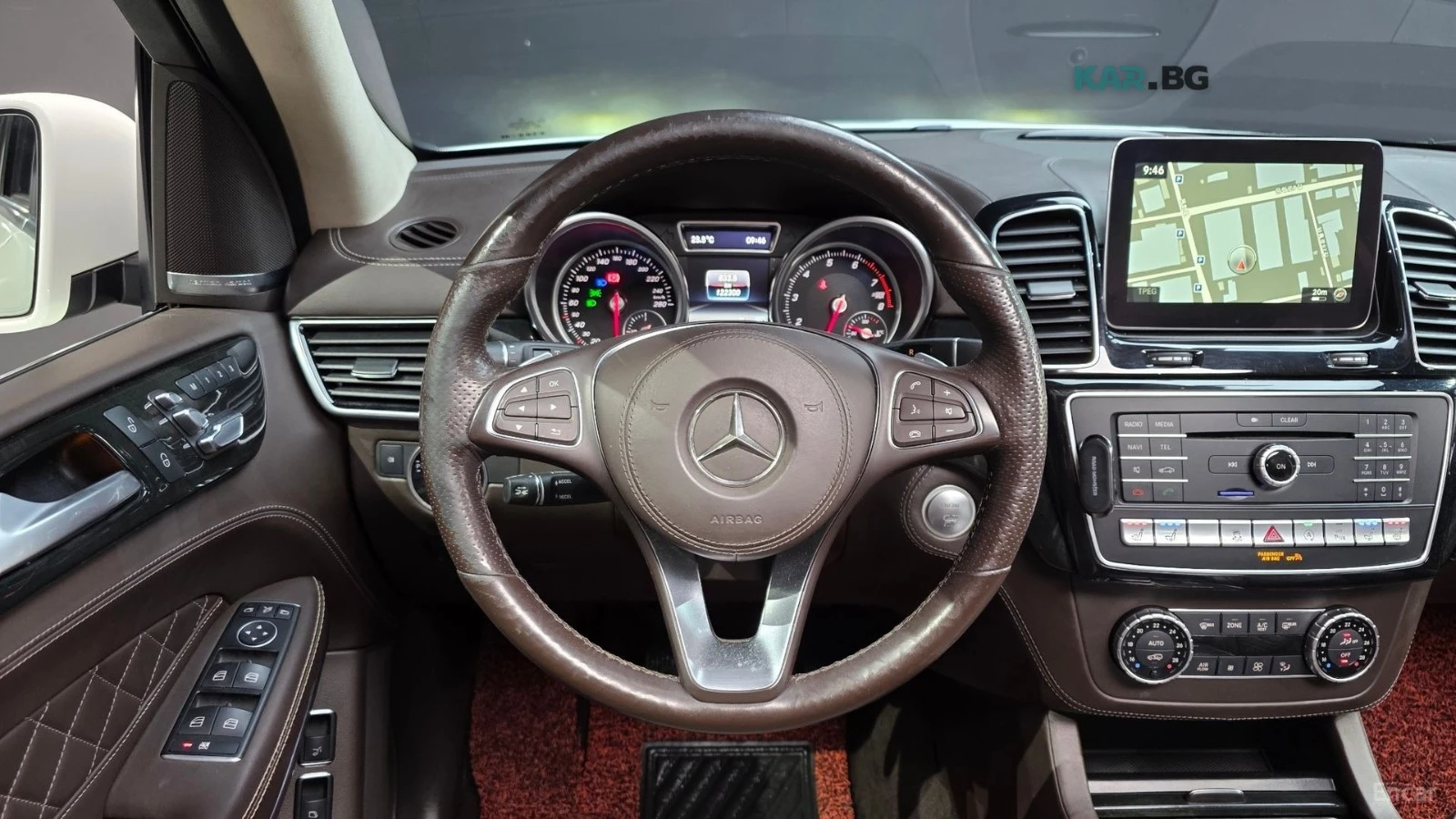 Mercedes-Benz GLS 500 4MATIC* КОЖА* НАВИ* ПАНО* 360* МОНИТОРИ, снимка 12 - Автомобили и джипове - 55343888