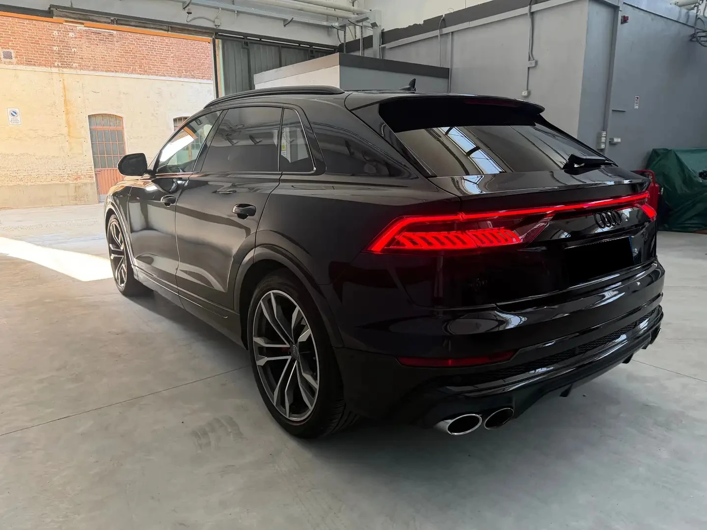 Audi SQ8 4.0 TDI V8 Quattro, снимка 6 - Автомобили и джипове - 55988153