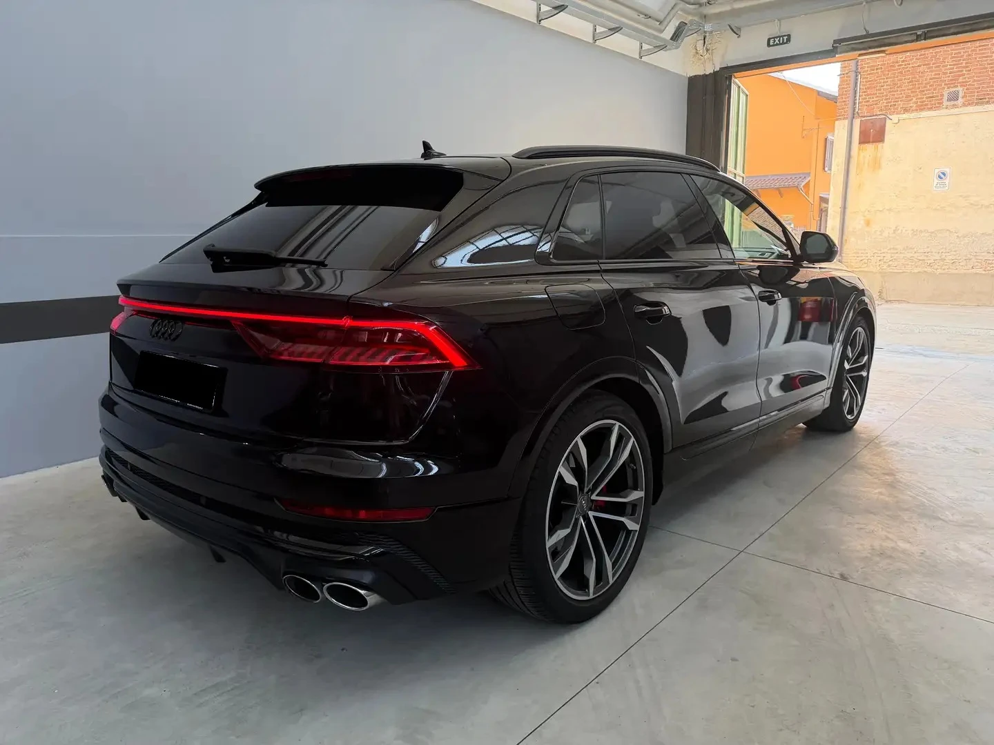 Audi SQ8 4.0 TDI V8 Quattro, снимка 4 - Автомобили и джипове - 55988153