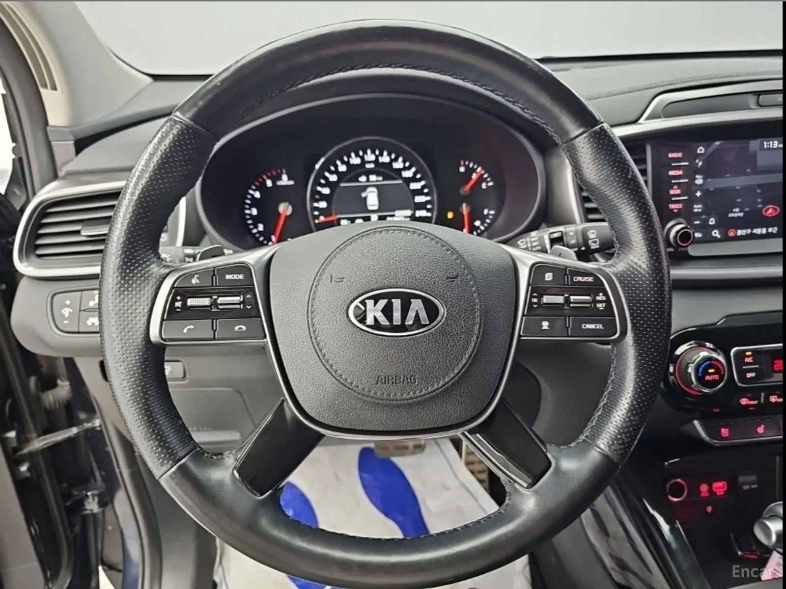 Kia Sorento 2.2d\Faclift\4x4\ТОП ИСПЪЛНЕНИЕ, снимка 14 - Автомобили и джипове - 56327396
