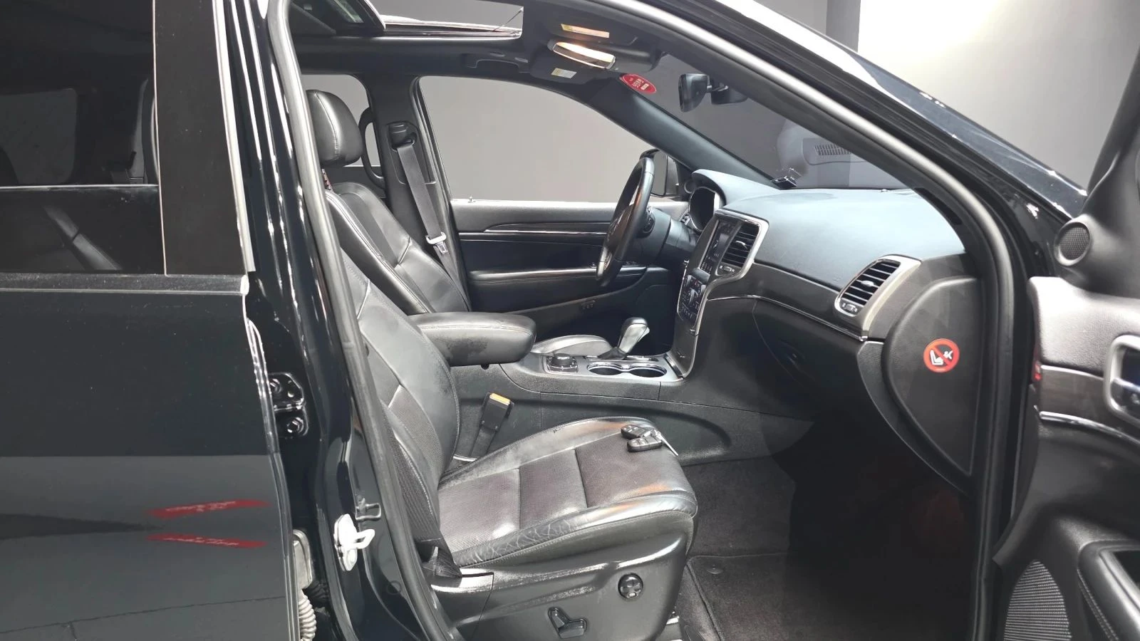 Jeep Grand cherokee, снимка 10 - Автомобили и джипове - 56684950