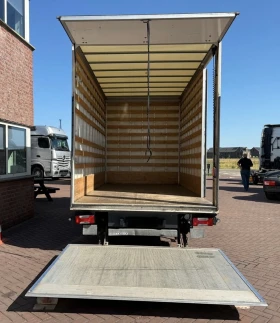 Iveco 35c18 3.0* HI-MATIC* БОРД* 4.45м* ВЪЗГЛАВНИЦИ* LED* 3.5т, снимка 8
