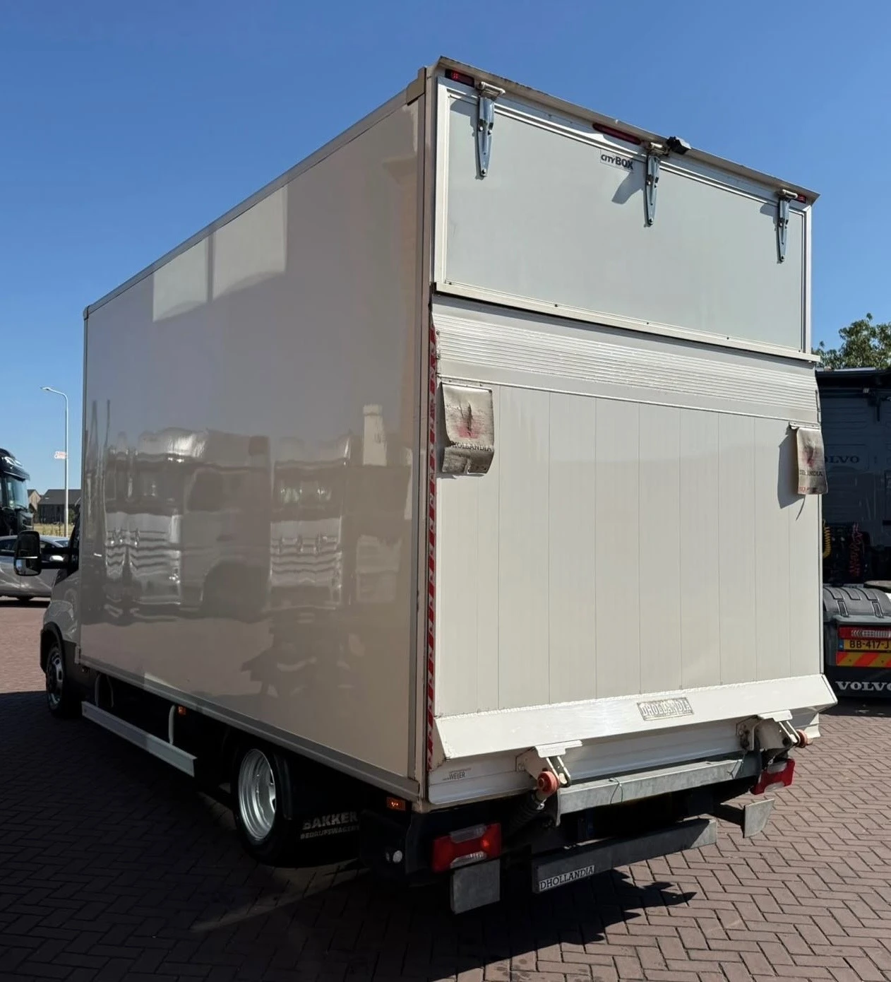 Iveco 35c18 3.0* HI-MATIC* БОРД* 4.45м* ВЪЗГЛАВНИЦИ* LED* 3.5т, снимка 5 - Бусове и автобуси - 55684012