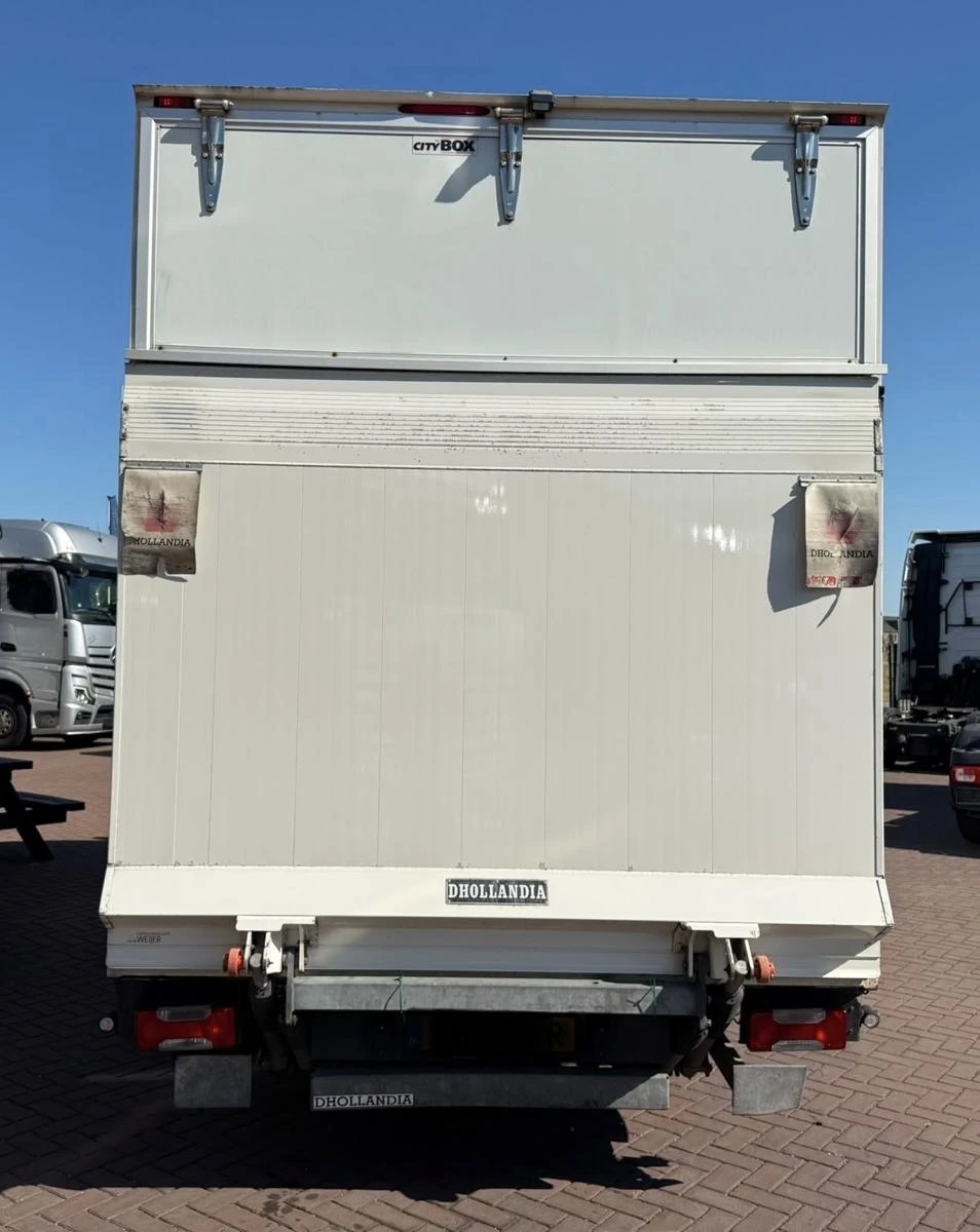 Iveco 35c18 3.0* HI-MATIC* БОРД* 4.45м* ВЪЗГЛАВНИЦИ* LED* 3.5т, снимка 6 - Бусове и автобуси - 55684012