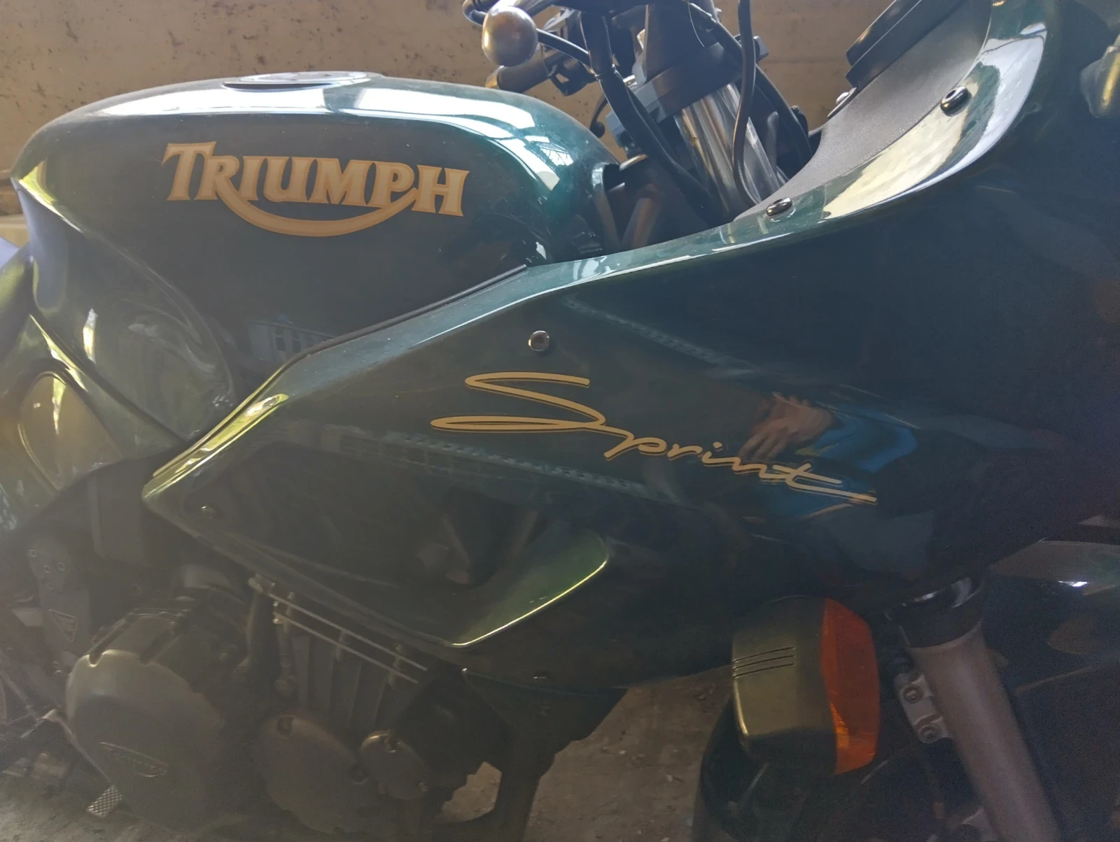 Triumph Sprint ST900, снимка 3 - Мотоциклети и мототехника - 56029835