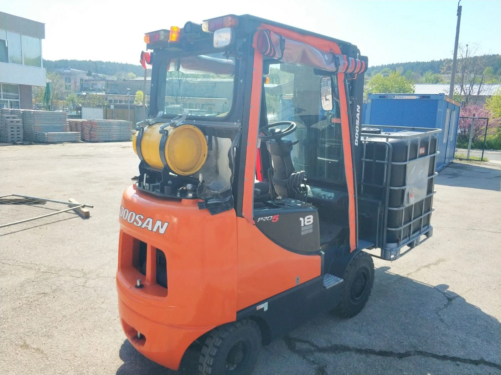  DOOSAN  | Mobile.bg   2