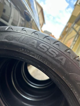 Гуми Летни 245/45R17, снимка 2 - Гуми и джанти - 49598742