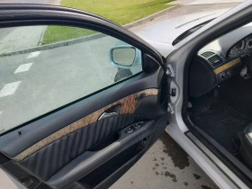 Mercedes-Benz E 320, снимка 4