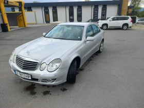 Mercedes-Benz E 320, снимка 7