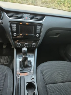 Skoda Octavia Scout, снимка 13