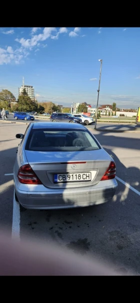 Mercedes-Benz 220, снимка 4