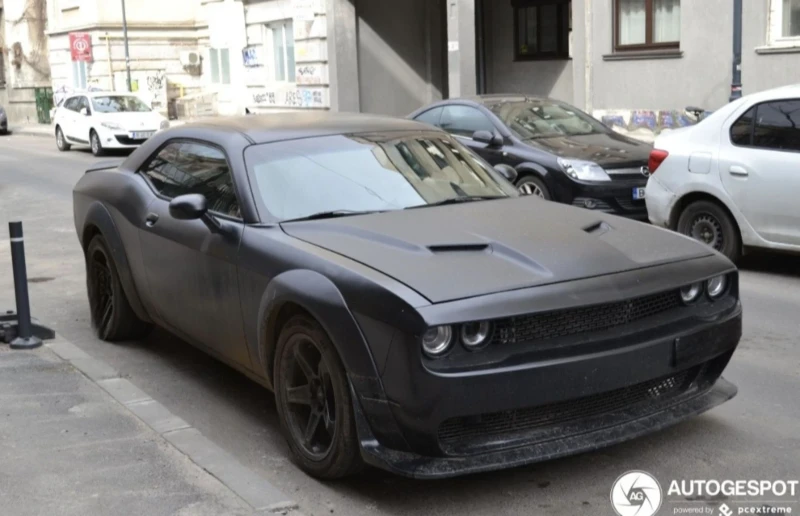 Dodge Challenger 5.7, снимка 5 - Автомобили и джипове - 47228697