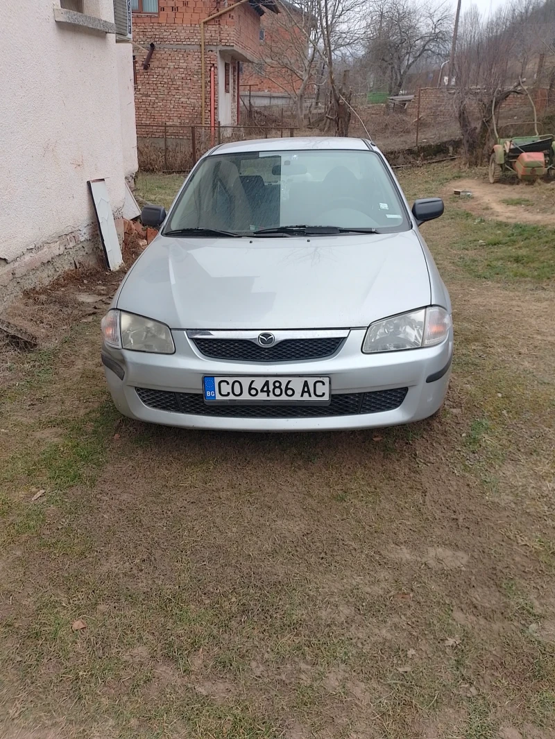 Mazda 323, снимка 3 - Автомобили и джипове - 49335437