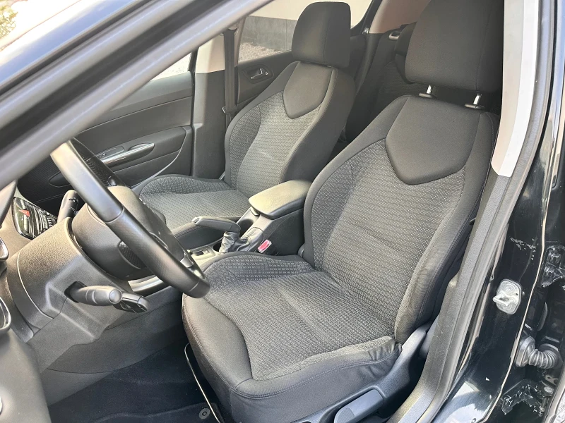 Peugeot 308 2.0 HDI / Allure , снимка 8 - Автомобили и джипове - 51122022