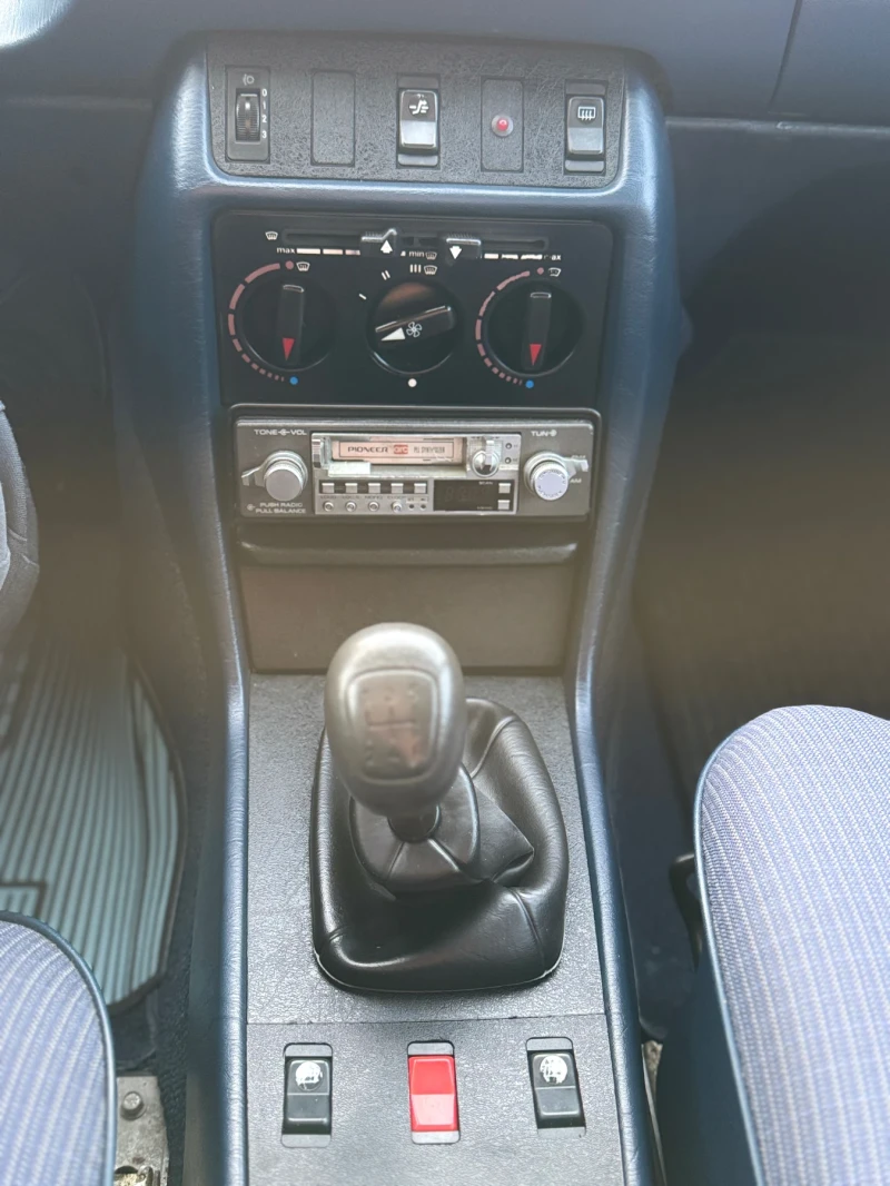 Mercedes-Benz 123 Sedan , снимка 6 - Автомобили и джипове - 52473346