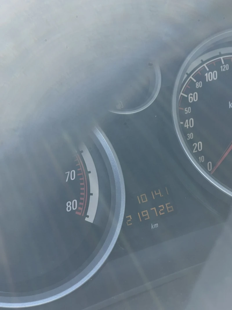 Opel Astra H GTC 1.8, снимка 10 - Автомобили и джипове - 53029445