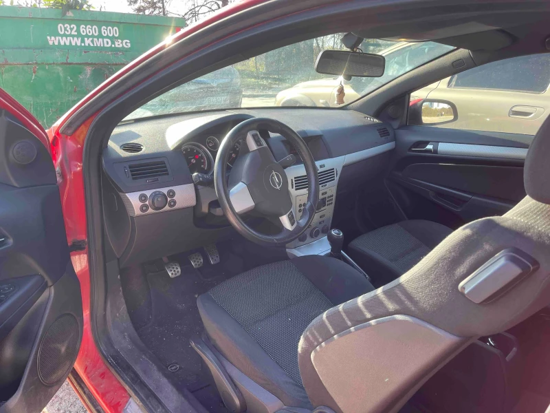 Opel Astra H GTC 1.8, снимка 11 - Автомобили и джипове - 53029445