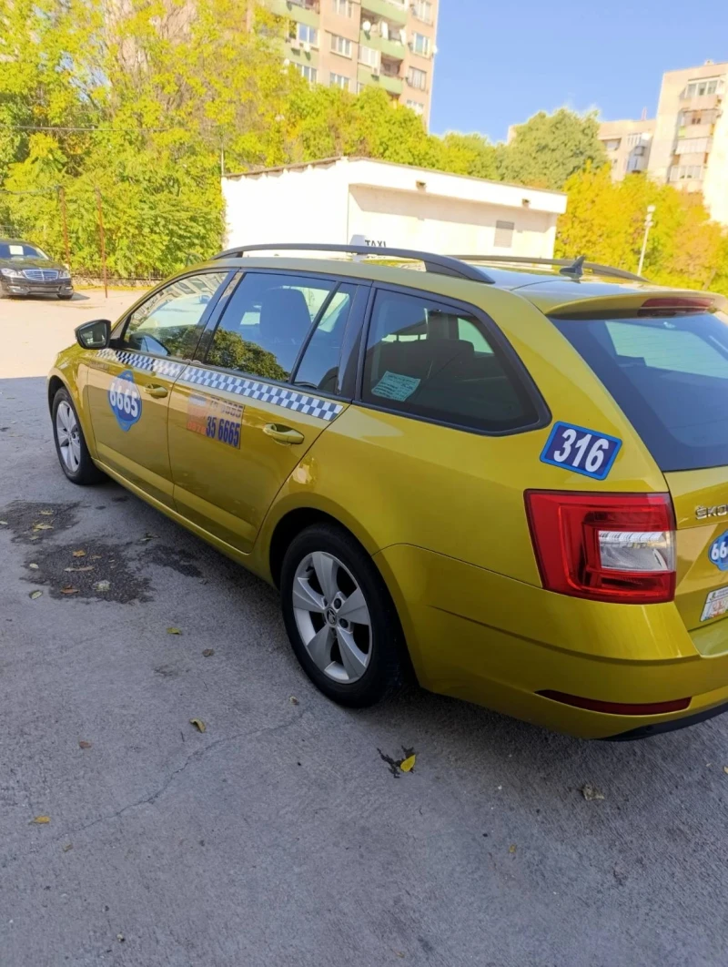Skoda Octavia 1.5 G-TEC, снимка 4 - Автомобили и джипове - 52588020
