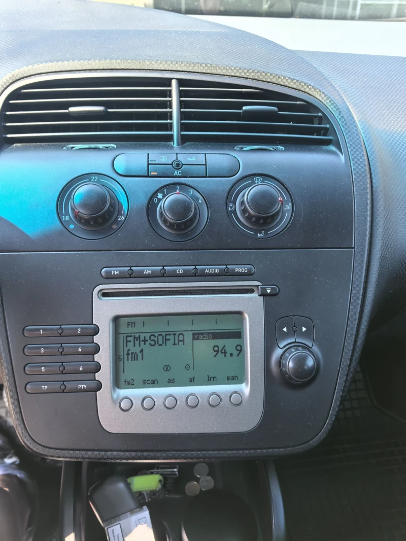 Seat Altea 1.6MPI-LPG, снимка 12 - Автомобили и джипове - 52814386