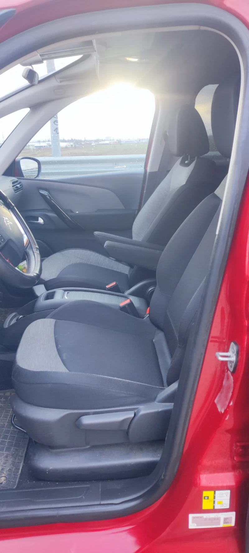 Citroen Grand C4 Picasso 2.0 BlueHdi; 7 места , снимка 10 - Автомобили и джипове - 52906074