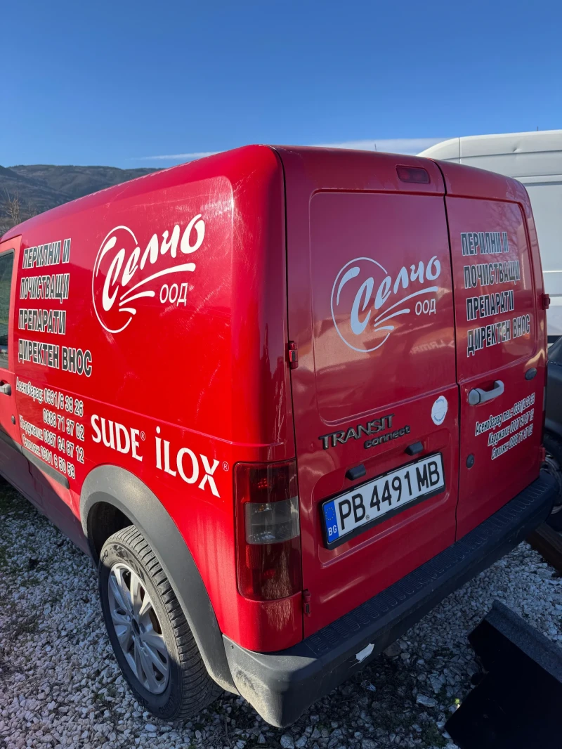 Ford Tourneo Connect 1.8 климатик, снимка 5 - Автомобили и джипове - 53042084