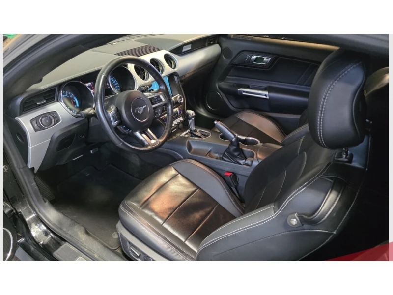 Ford Mustang GT * * ОБДУХВАНЕ * * CARFAX * * АВТО КРЕДИТ * * , снимка 6 - Автомобили и джипове - 53080356