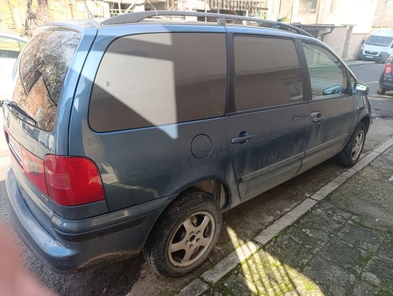 VW Sharan 1.9 TDI, снимка 4 - Автомобили и джипове - 53400233