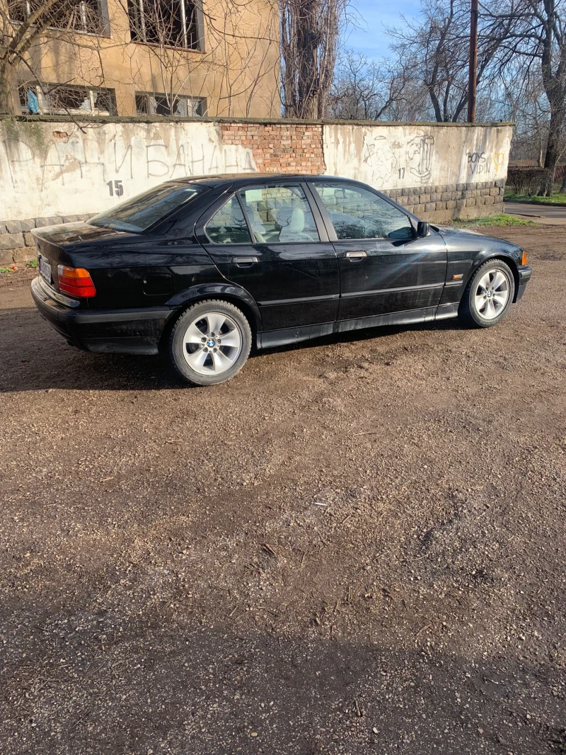 BMW 316, снимка 3 - Автомобили и джипове - 53476790