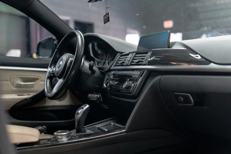 BMW 440 i Gran Coupe С РЕГИСТРАЦИЯ & АВТО КРЕДИТ, снимка 12 - Автомобили и джипове - 53533169