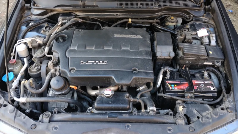 Honda Accord, снимка 15 - Автомобили и джипове - 53591306