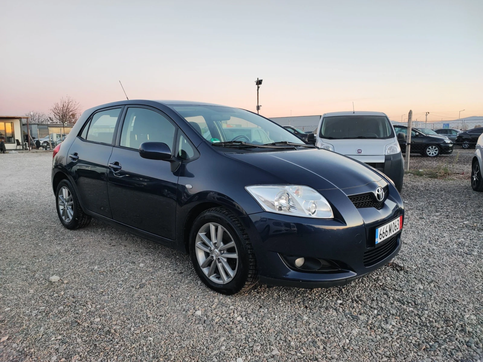 Toyota Auris 2.0 D4-D 126hp - изображение 9