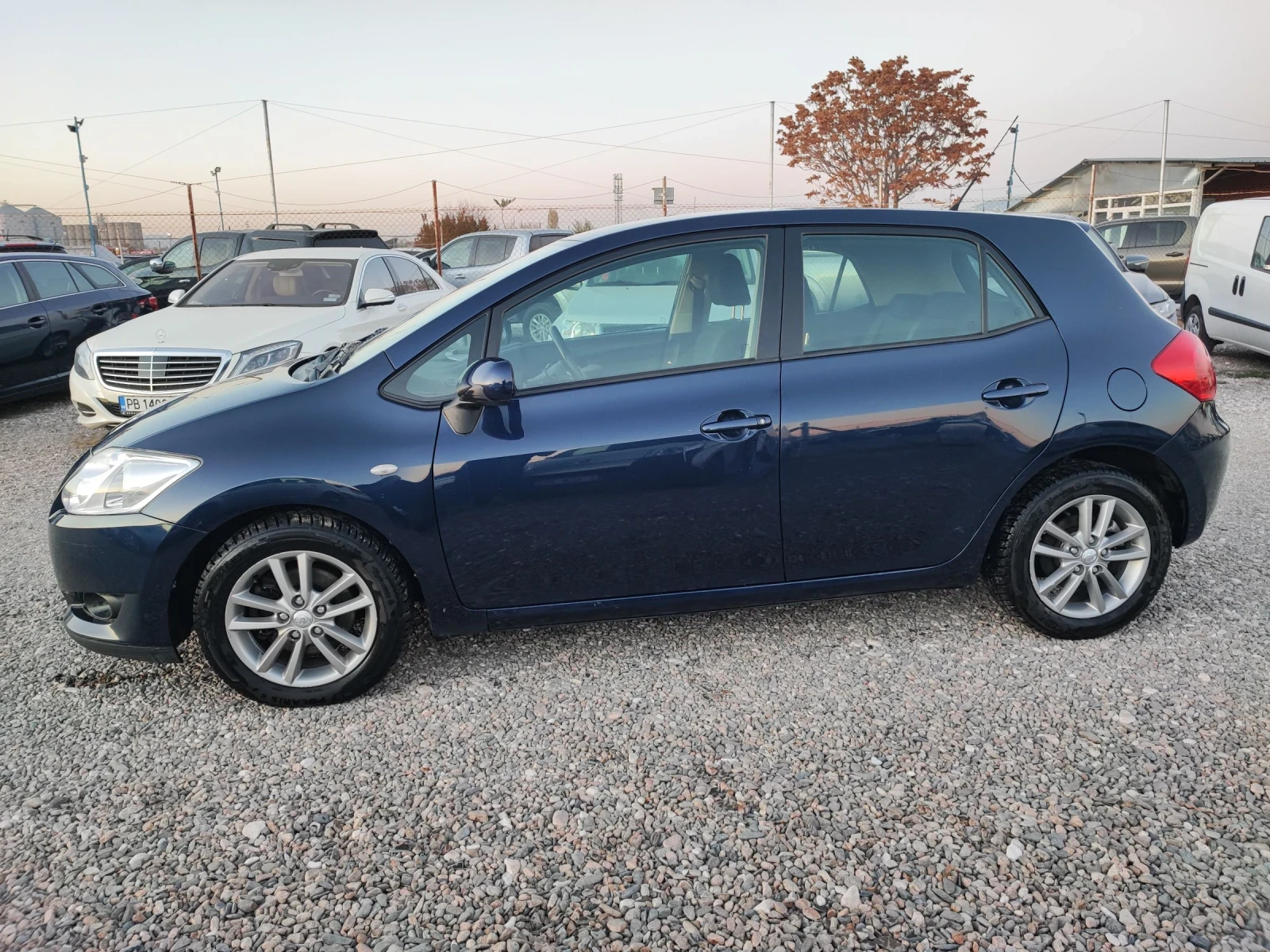 Toyota Auris 2.0 D4-D 126hp - изображение 3