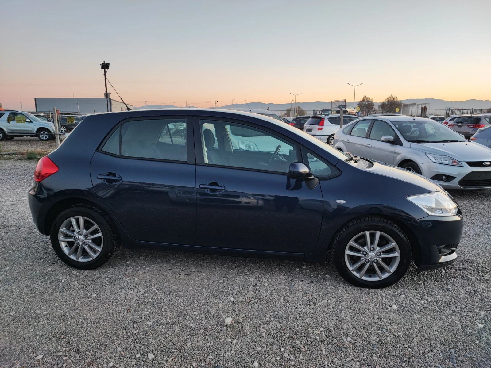 Toyota Auris 2.0 D4-D 126hp - изображение 8