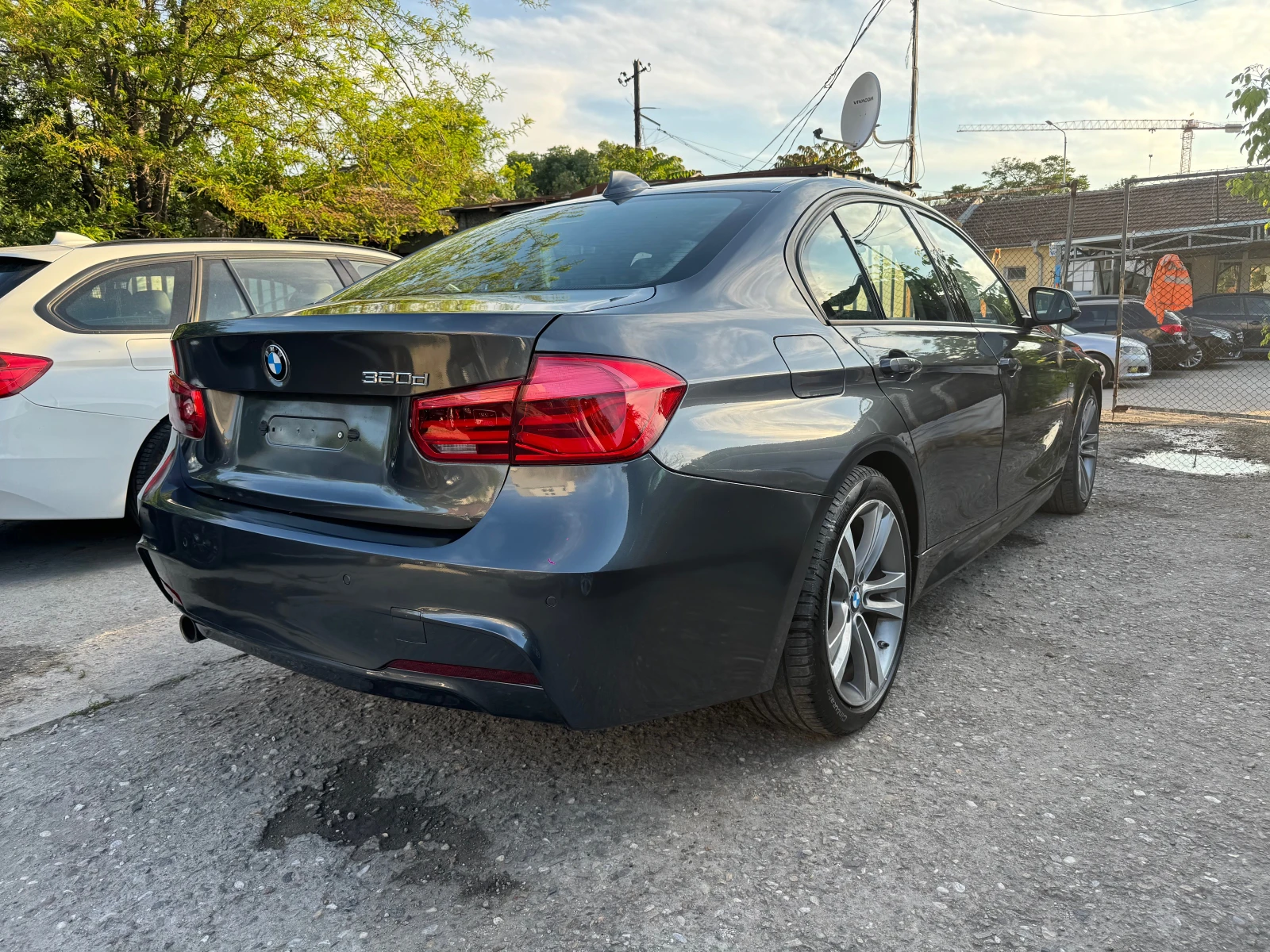 BMW 320 D 190HP AVTOMAT M-PAKET FACELIFT KOJA NAVi 2017G  - изображение 9