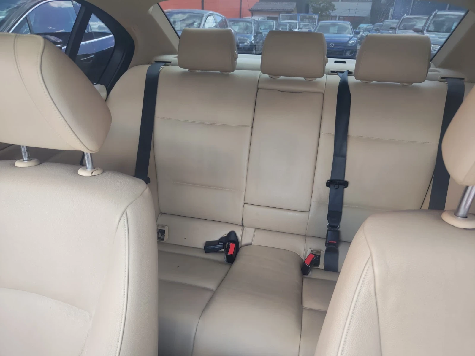 BMW 330 xi 3.0i 258k.c. - изображение 7