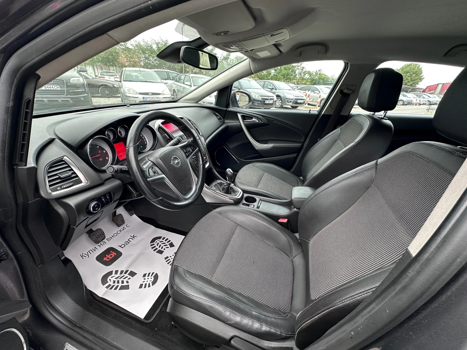 Opel Astra 1.7CDTI - РЕАЛНИ КИЛОМЕТРИ  - изображение 9
