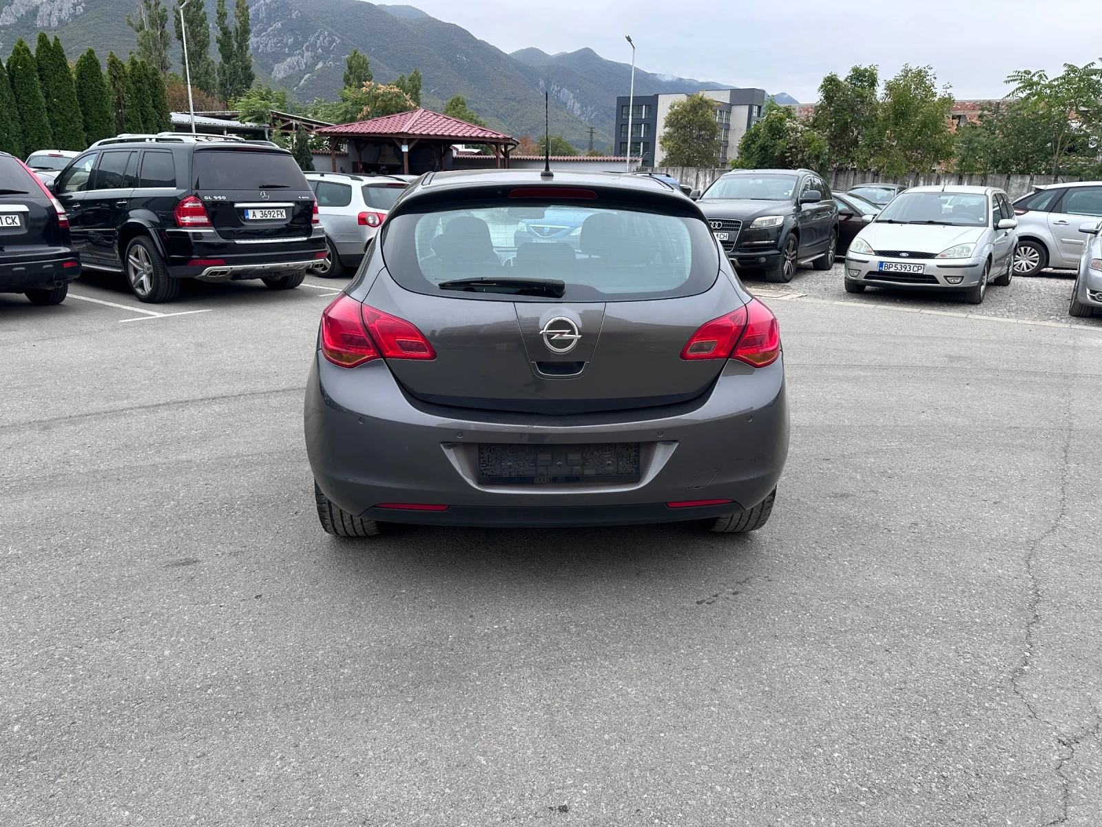Opel Astra 1.7CDTI - РЕАЛНИ КИЛОМЕТРИ  - изображение 6
