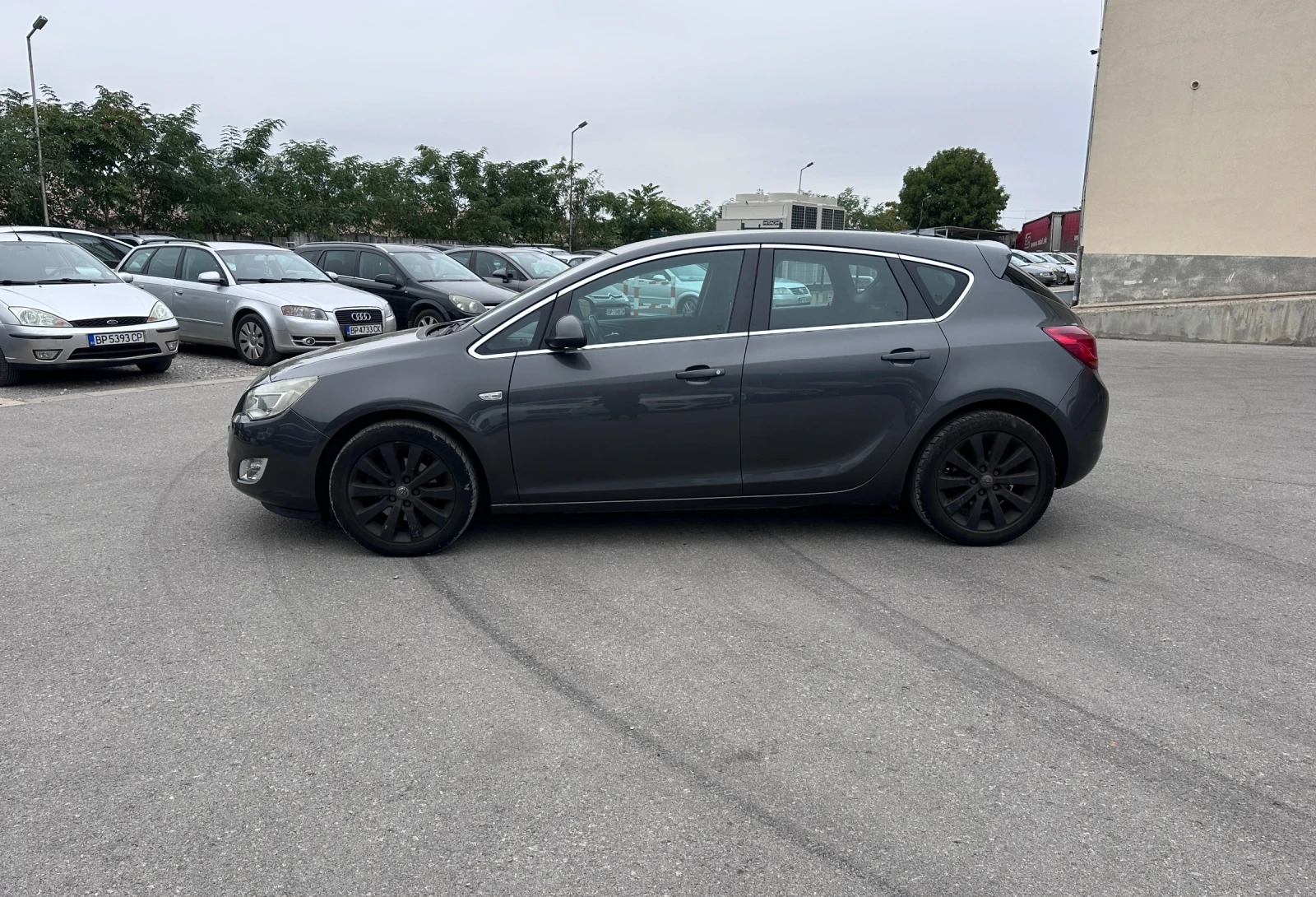 Opel Astra 1.7CDTI - РЕАЛНИ КИЛОМЕТРИ  - изображение 8