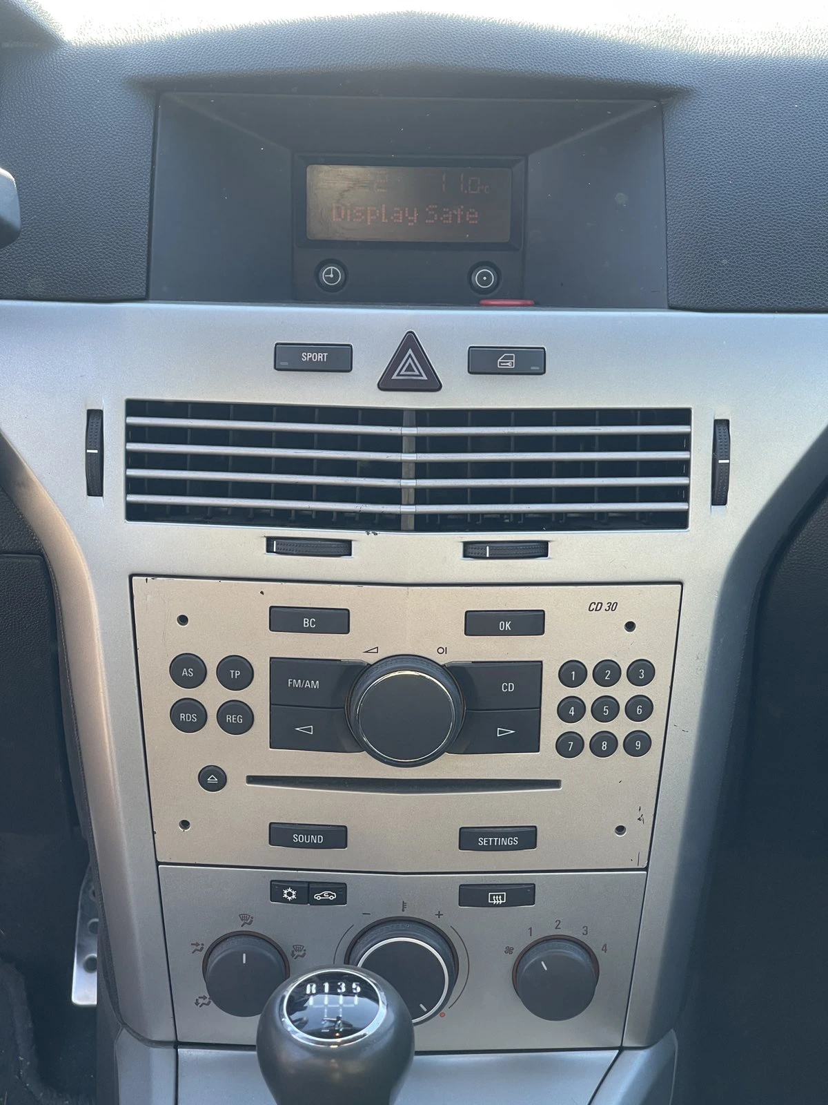 Opel Astra H GTC 1.8 - изображение 8