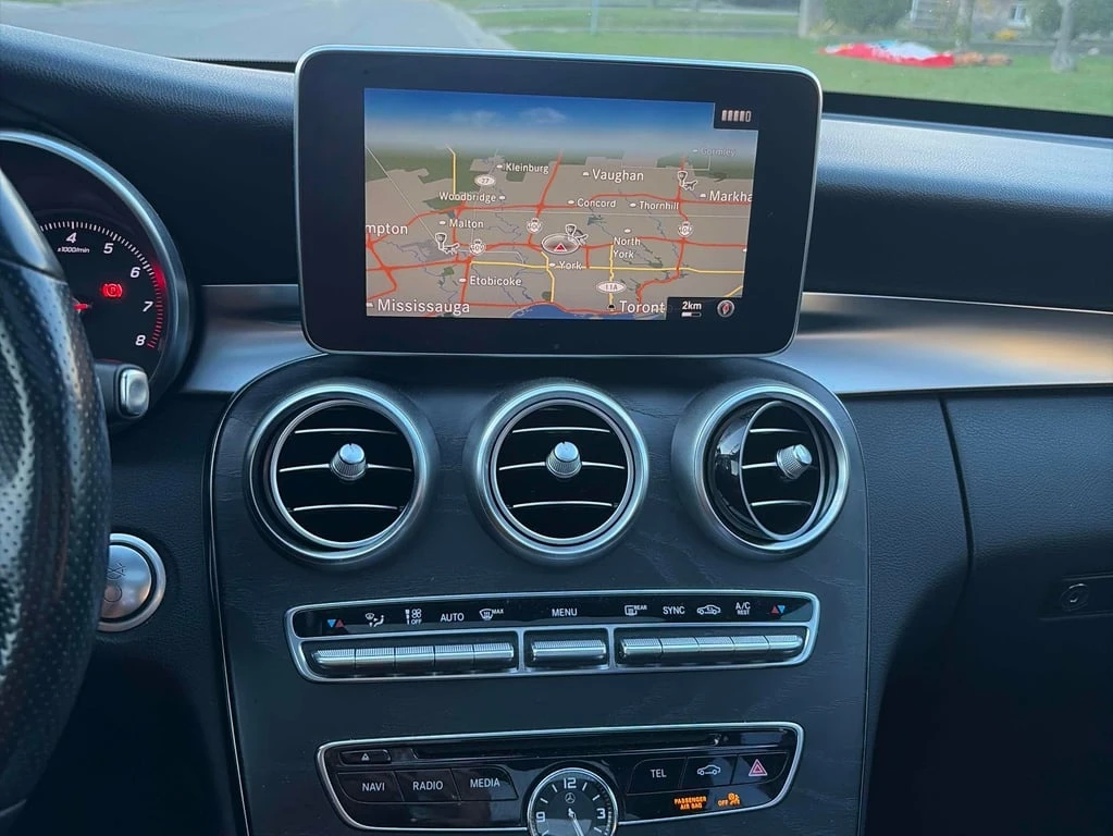 Mercedes-Benz C 300 * CARFAX * БЕЗ ПЪРВОНАЧАЛНА ВНОСКА - изображение 9