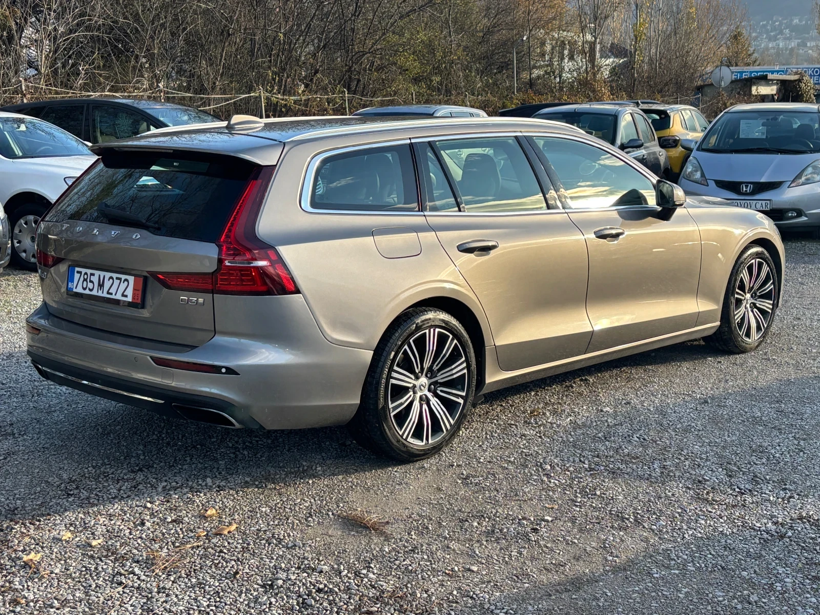 Volvo V60 2.0 D3 - изображение 5
