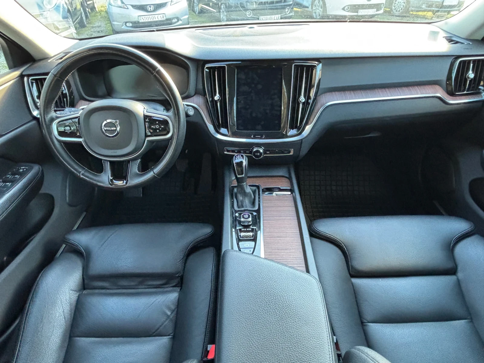 Volvo V60 2.0 D3 - изображение 9