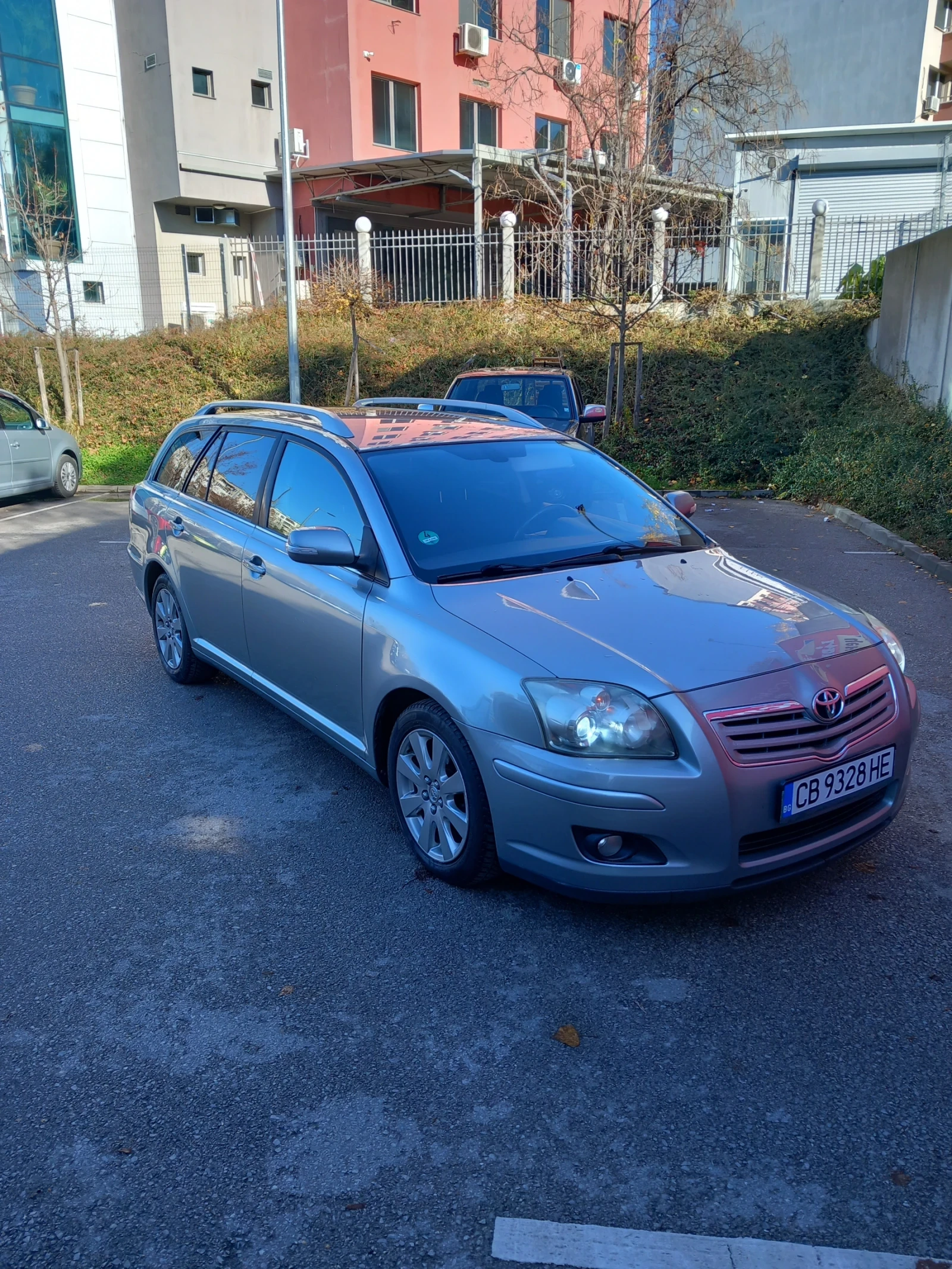 Toyota Avensis  - изображение 2