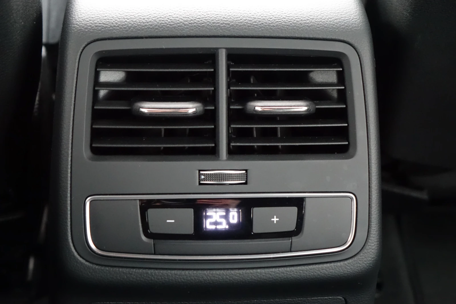 Audi A4 2XS-LINE* HD MATRIX LIGHTS* KEYLESS* VIRTUALCOKPIT | Mobile.bg   16