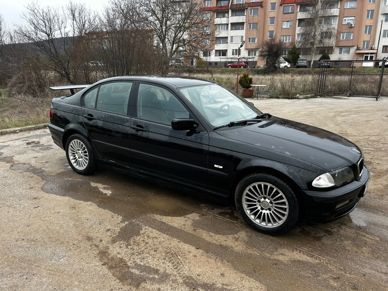 BMW 320  - изображение 4